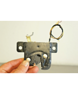 2003-2010 porsche cayenne upper trunk lid hatch glass latch lock 7L5827505 - £21.93 GBP