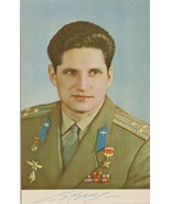 Boris Volynov Autographed Vintage Soviet Photo Postcard - Soyuz 5 Cosmonaut - $653.13 MXN