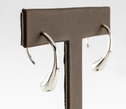 Tiffany &amp; Co. Sterling Silver Teardrop Hoop Earrings Retail $675 - £355.29 GBP