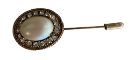 Vintage Stick Pin Brooch Faux Pearl Diamond Crystal Gold Metal Tone 2.5&quot; x 1&quot; - £14.27 GBP