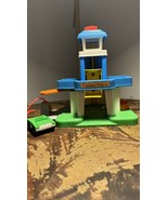 Vintage Fisher Price Little People AIRPORT for Chunky People - $222.40 MXN