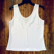 Meant To Be Seen Vintage 1980’s Sears White Lace V Neck Camisole Size 34... - £17.53 GBP