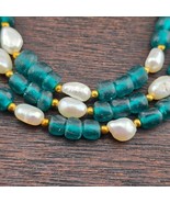 Set collana e bracciale vintage in vetro blu africano e perle d&#39;acqua dolce - $727.98 MXN