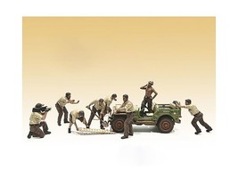 &quot;4X4 Mechanic&quot; 8 piece Figure Set for 1/18 scale models by American Diorama - £89.77 GBP