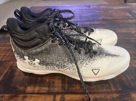 UNDER ARMOUR BOYS SPOTLIGHT BL/WT FTBALL CLEATS Size 5.5 - €16,71 EUR UNDER ARMOUR BOYS SPOTLIGHT BL/WT FTBALL CLEATS Size 5.5 - €16,71 EUR