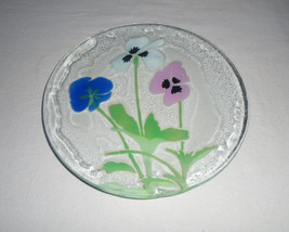 Travis Fused Glass Plate With Pansies Flowers Spring 1990s Art Glass - £22.86 GBP