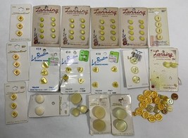 Vintage Lot Sewing Craft Buttons Le Bouton, Lansing, Streamline YELLOWS A - $296.52 MXN