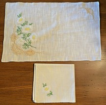 Set of 4 Linen Table Placemats with matching Napkins Daisy Embroidery  - £19.97 GBP