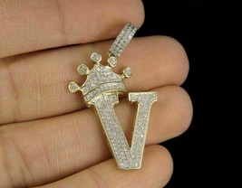 1.30Ct Round Cut Diamond Crown V Initial Letter Pendant 14K Yellow Gold Finish - £119.63 GBP