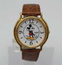 Mickey Disney Lorus Curved Easy Read Dial Quartz Wrist Watch New Battery - £27.21 GBP