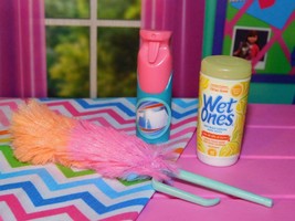 18&quot; Doll Cleaning Supplies Dusting Brush Our Generation American Girl My Life - £10.16 GBP