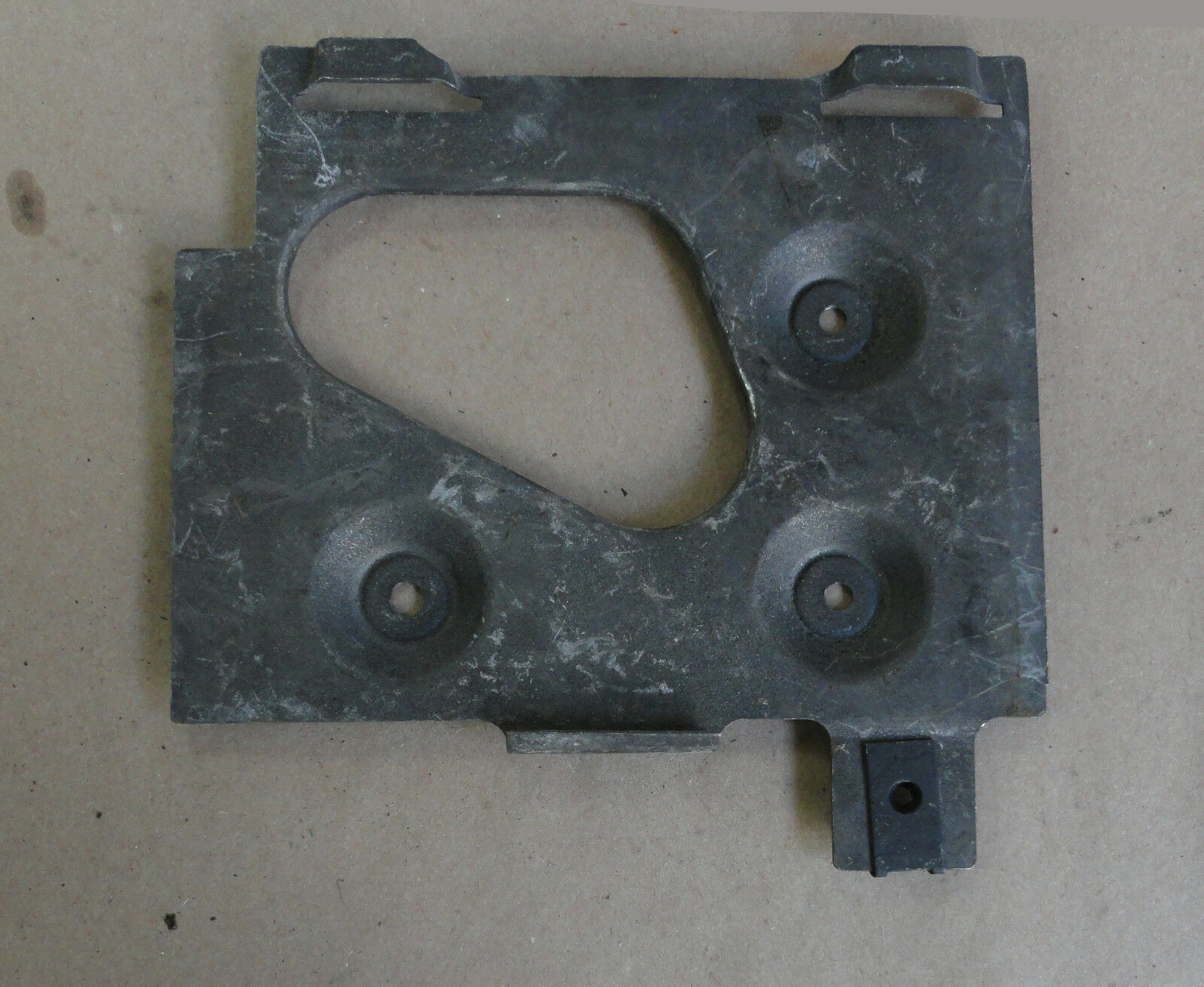 90-96 Corvette HVAC Vacuum Module Mount Bracket 03752 - $15.00
