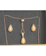 Avon Teardrop Dangle Necklace &amp; Stud Earrings Pearlesque Faux Pearl GIFT... - £13.97 GBP