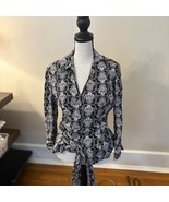 Ann Taylor Black &amp; White Damask Wrap Blouse Size 10 - €21,24 EUR