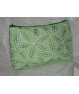 Clinique Green and White Leaf Pattern Cosmetic Makeup Bag - £1.37 GBP