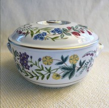 Round Casserole Dish Lidded Flowers Arcadia Gold Trim Royal Worcester 2.75 QT - £33.41 GBP