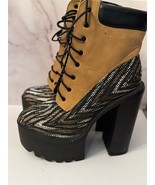 Athena Heel Brown Boots  - $376.33 MXN