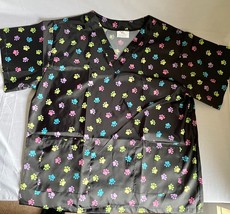 Personalized Dog Groomer Multi-Colored Paw Prints Nylon Pull Over Scrub Top Sz L - £26.61 GBP