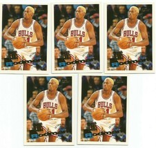 Dennis Rodman (Chicago Bulls) 1995-96 Topps Card #227 - £2.35 GBP