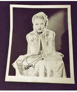 Ginger Rogers Autographed B/W 8x10 Photo - £61.59 GBP