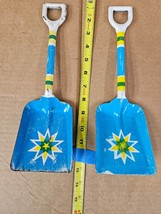 2  Lithograph Tin Sand Shovel Star Treasure Beach Toy Metal Sea Vintage C - £29.52 GBP