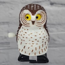 Vintage Toysmith Wind-UP Plastic Owl Walks &amp; Eyes Move 2.5&quot; - $14.84