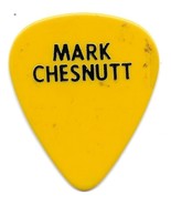 Vintage 90s MARK CHESNUTT Yellow Guitar Pick COUNTRY MUSIC RARE - €17,04 EUR