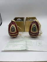 MR. CHRISTMAS ORNAMENTS Porcelain Musical Eggs Holiday w/ Boxes Set Of 2 - £15.98 GBP