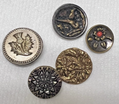 5 Antique Round Metal Picture Buttons Flowers Thistle Bird Glass Details - $304.57 MXN
