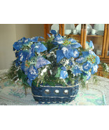 Large Winter Floral Basket Featuring Blue Poinsettias Handmade Christmas... - €102,07 EUR