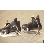 Vintage  CCM Professional made Canada  Men&#39;s Hockey Ice Skates black bro... - $1,383.42 MXN