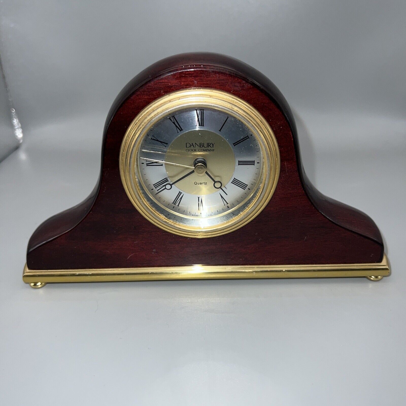 Danbury Clock Company Rose Wood Small Mantle Clock Battery Operated