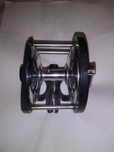 Vintage Unbranded Japan Salt Water Trolling Reel For Parts - £14.22 GBP