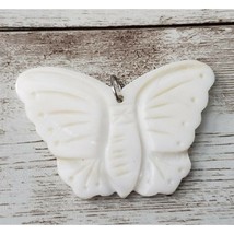 Vintage Pendant Large Cream Butterfly - No Chain Included - £12.84 GBP