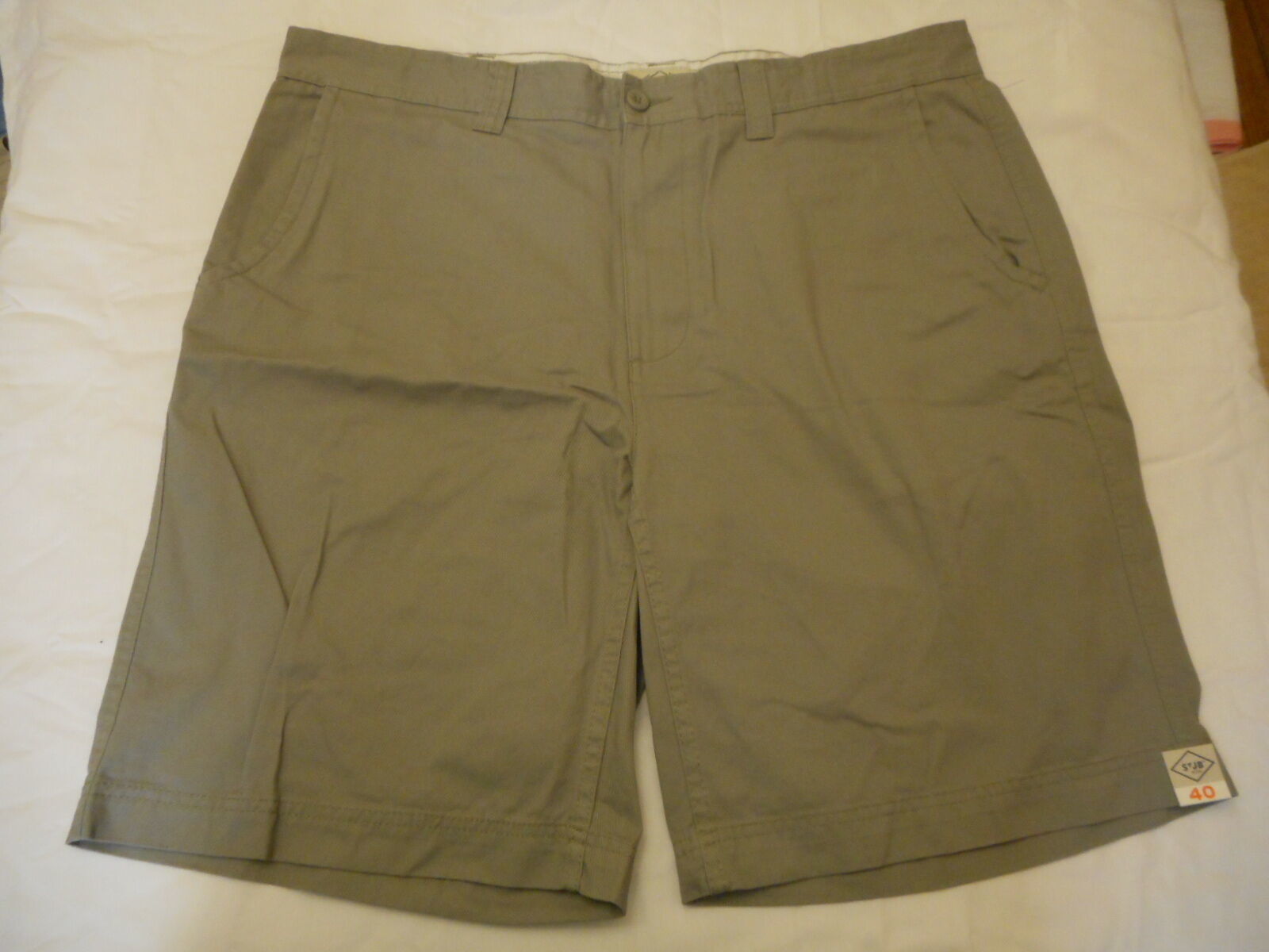Primary image for Men's St. John's Bay Legacy Flat Front Shorts Wild Dove  Size 40 NEW