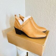 JOURNEE COLLECTION Sophie Braided Strap Bootie, Block Heel, Tan, Size 11... - $49.00