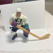 Hasbro Paul Kariya NHL Mighty Ducks 1999 2000 Hockey Figure slap shot feature  - £4.33 GBP