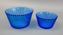 Kosta Boda Sweden Anna Ehrner Cupcake Blue Art Glass Bowls 7&quot; / 5.5&quot; Set Of 2 - £61.35 GBP