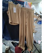 Pretty Garden 2 Piece Sleeveless Tan Wide Legged size Small 477 JJ - €21,70 EUR
