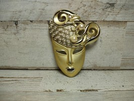 Gold Tone Harlequin Costume Woman Mask Brooch Pin Faux Pearls Rhinestones - £8.65 GBP