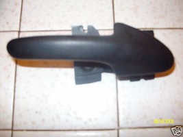 1994 1995 COUGAR RIGHT INSIDE DOOR HANDLE OEM USED ORIG FORD  MERCURY PART - $1,599.23 MXN