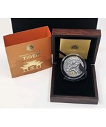 Shaolin Tiger Martial Arts Styles 2oz Antique Finish Silver Coin 5$ Niue... - $7,266.16 MXN