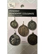 BEAD LANDING CHARMS  5 charms Pendants Francs - $8.38