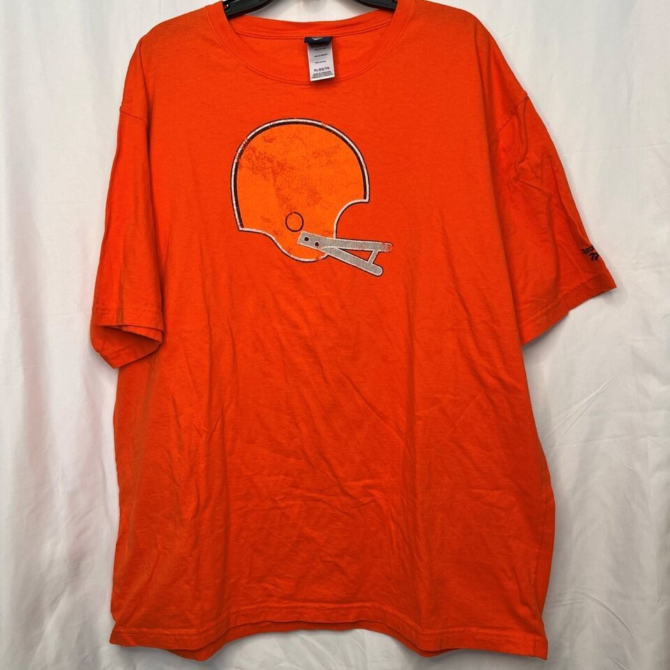 Primary image for Cleveland Browns Football Adult Men's XL Orange S/S Reebok T-Shirt NFL Helmet