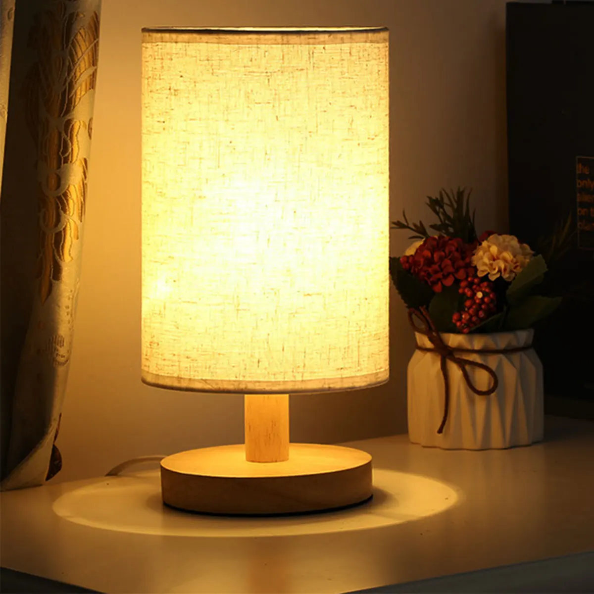 USB Table Lamp Wooden Bedside Lamp Eye Protection Nightstand Lamp with Cylinder - £14.45 GBP+