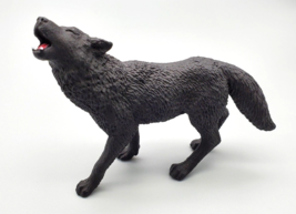 Safari LTD Black Wolf Figure 2007 EUC Animal Toy Collectible Wildlife - £5.99 GBP