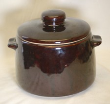 West Bend Stoneware Pottery Double Handled Bean Pot Dark Brown USA - $32.66