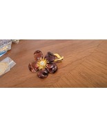 LOVELY JOAN RIVERS GOLD TONE TORTOISE RESIN &amp; RHINESTONE FLOWER BROOCH PIN - $58.38 CAD