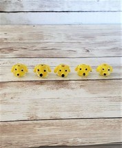 5 x Handmade Glass Yellow Dog Beads - New - £10.91 GBP