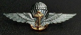 Royal Thailand Navy Marine Tower Wings Badge Metal Airborne Thailand - $48.00 CAD